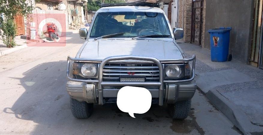 ميتسوبيشي باجيرو